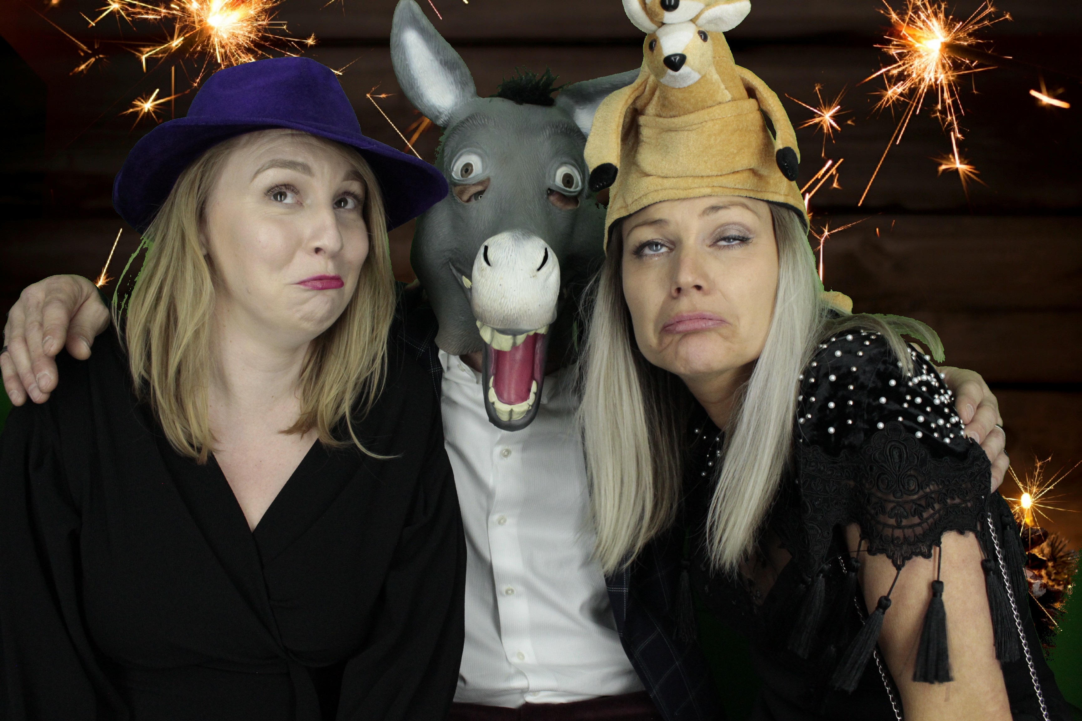 New Years Eve Party Silvermere | View more photos from the event at gallery.myphotoboothexperience.co.uk/u/MyPhotoBoothExperienceLtd/New-Years-Eve-Party-Silvermere
